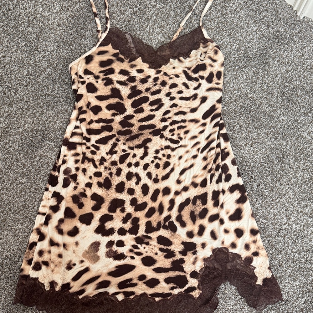 Cool Nights Leopard Print Chemise
